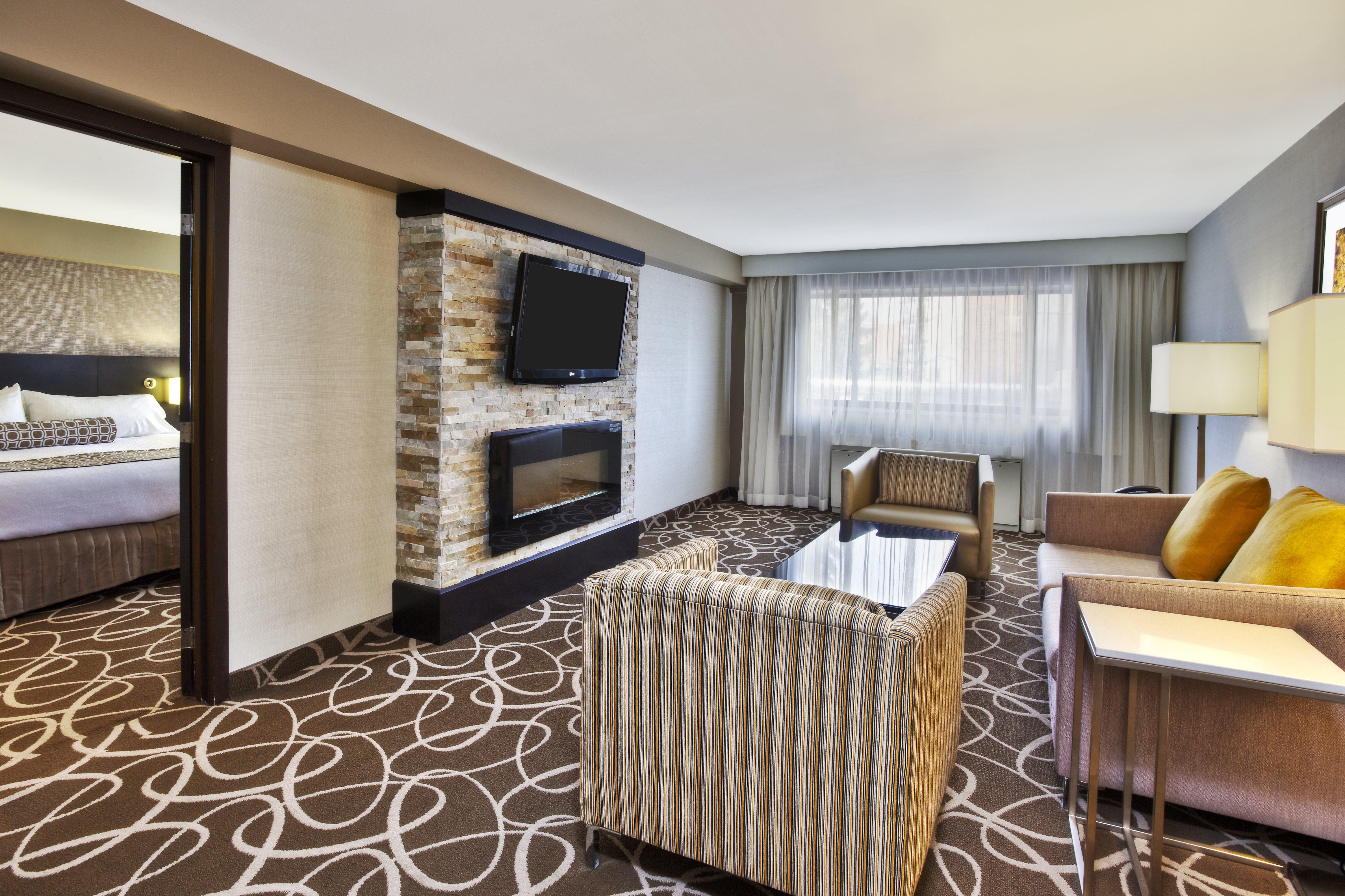 Crowne Plaza Kitchener-Waterloo By Ihg Exterior foto