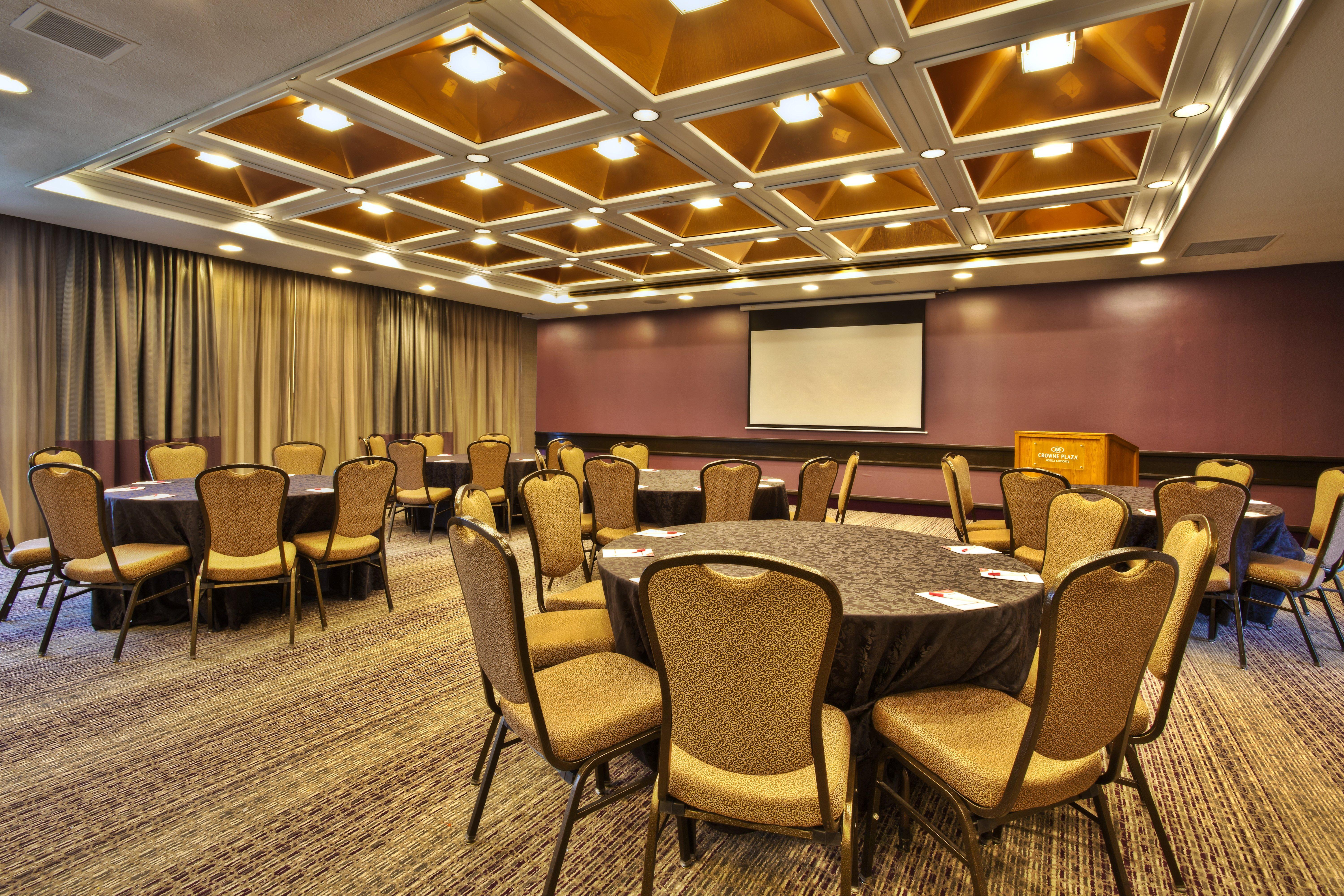Crowne Plaza Kitchener-Waterloo By Ihg Exterior foto